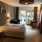 Auswaerts - Dein 3*