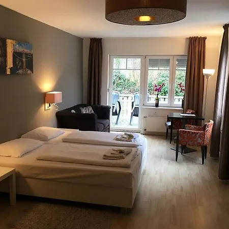 Auswaerts - Dein 3*
