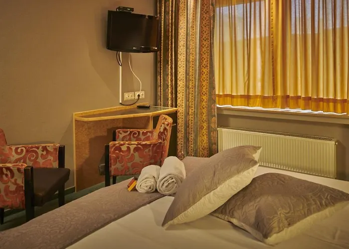 Auswaerts - Dein 3*